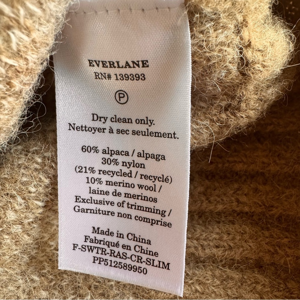 Everlane Beige Plaid Crewneck Sweater with White Windowpane - Picture 10 of 13